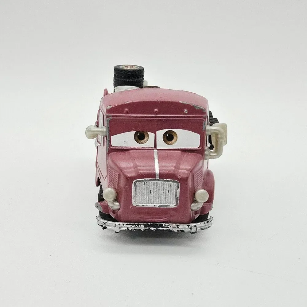 Disney Pixar Cars Diecast Alexis Wheelson